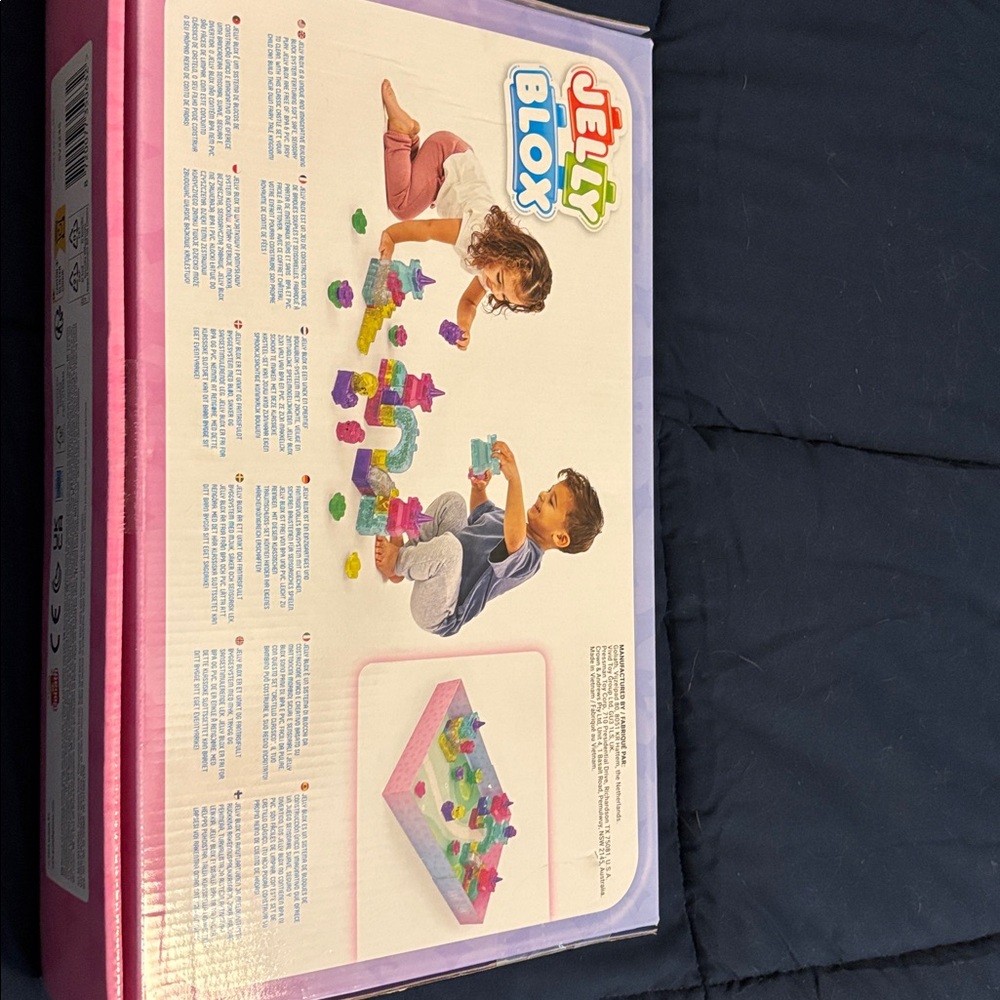 Classic Castle Building Set - Multicolor - Picture 2 of 5